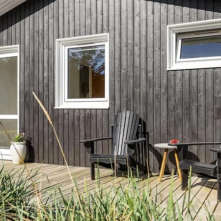 Frede - 600m From The Sea By Interhome
